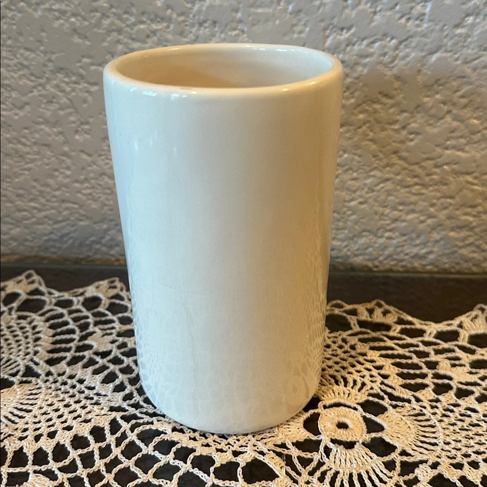 Pottery Barn Studio Cream Coffee Tea Mug by Barbara Eigen